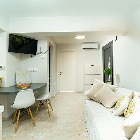 Apartment Foxy Summer House Alepou