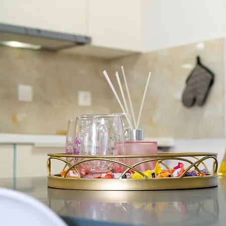 Foxy Summer House Apartament Alepou